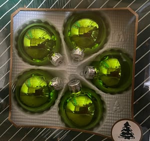 Karácsonyfadísz pisztáciazöld 5 db-os 6 cm-es