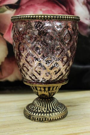 Üveg rózsaszín rusztikus gyertyatartó, talpazaton 16 cm (E)