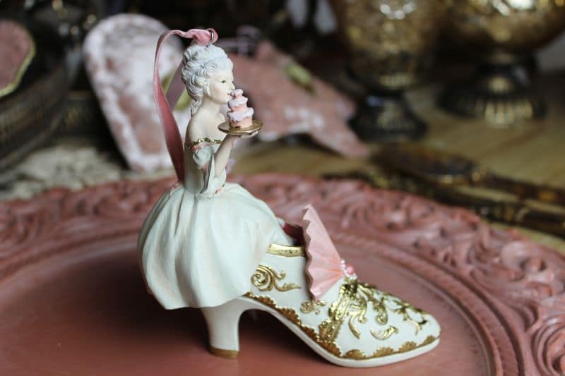 Rózsaszín fehér karácsonyfadísz cipellő (E)